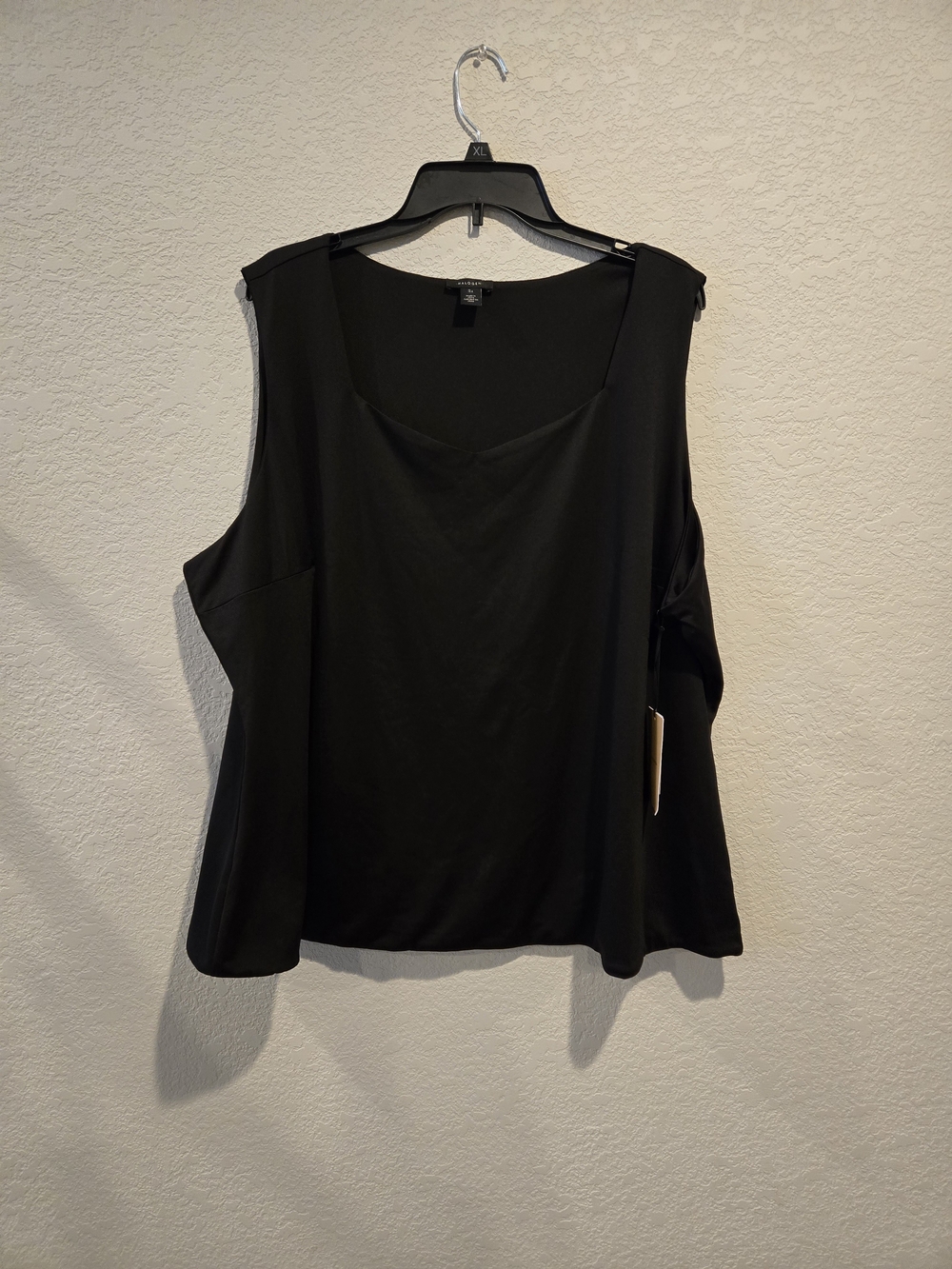 Halogen Women's Black Solid V-Neck Sleeveless Tank Top Plus 3X Quiet Luxury